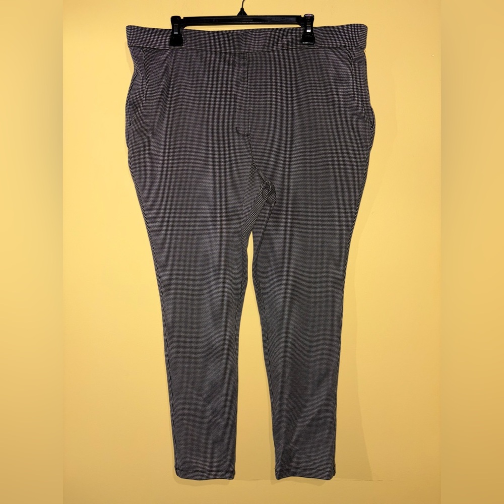 Express Houndsrooth Black and White  Pants